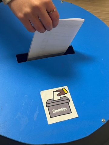 da71b733-b851-47fe-b7d1-a45a42acea67